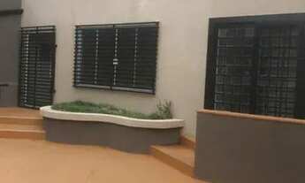 Imagem 6: Vende- se um imóvel de frente a Av Galvão César