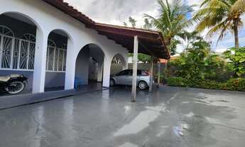 Imagem 2: Alugo Casa de esquina, em frente a Praça de Alimentação do Parque das Laranjeiras - Manaus