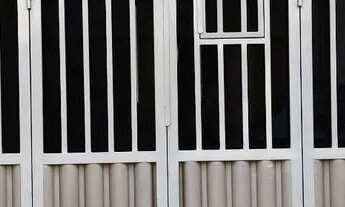 Imagem 1: Ponto Comercial Galpão / depósito com aluguel por R$700 /mês