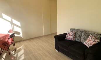 Imagem 4: Centro: apartamento dois quartos; dois banheiros; mobiliado