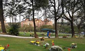 Imagem 2: Um jazigo, situado em cemitério de Congonhas, na cidade de São Paulo/SP