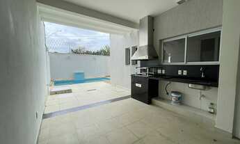 Imagem 4: Sobradão com 350 metros de Terreno - Imponente com piscina e excelente distribuição