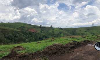 Imagem 2: Lote/Terreno para venda possui 600 metros quadrados em Vila Flora Regina - Arujá - SP