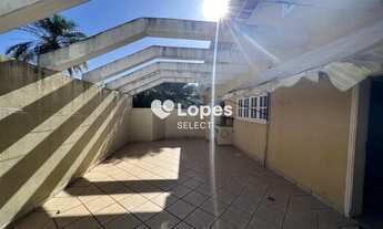 Imagem 4: Casa à venda no condomínio Marambaia na cidade de Vinhedo. Casa bem localizada com 3 quart