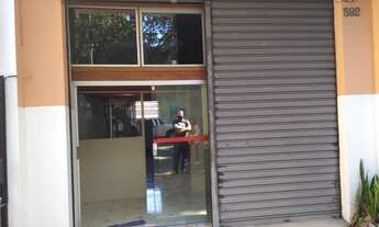 Imagem: Salão Comercial na Quinta da Paineira