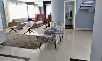 Imagem 6: Sobrado em frente ao lago