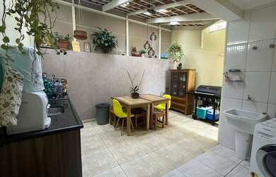 Imagem 4: LINDO SOBRADO EM BOLSÃO RESIDENCIAL