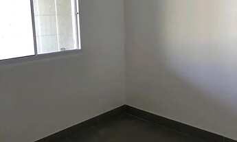 Imagem 4: Casa 2 Quartos com Quintal Bairro de Grande Valorização no Jardim Real