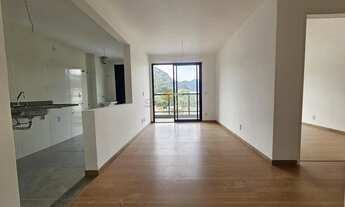 Imagem 3: Apartamento para Venda em Teresópolis, Várzea, 2 dormitórios, 1 suíte, 2 banheiros, 1 vaga