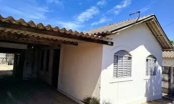 Imagem 2: Casa com 2 quartos sala cozinha banheiro e edícula conjunto habitacional cinquentenário