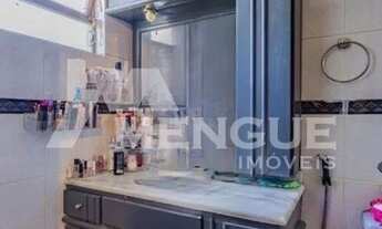 Imagem 7: Casa estilo sobrado com 4 dormitórios, 4 vagas em excelente localização próximo ao Iguatem