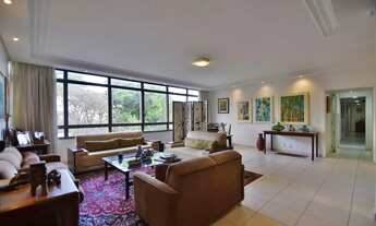 Imagem 3: APARTAMENTO À VENDA - 246m2 - 5 quartos/2 suítes - vazado - SQS 114 - Asa Sul - Brasília