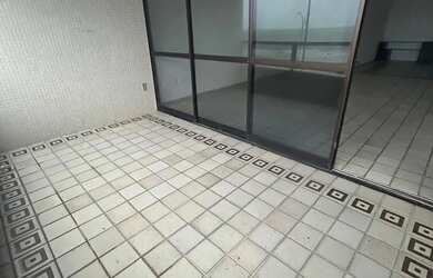 Imagem 5: Apartamento beira MAR, 234m² com planejados, 4 quartos sendo 3 suítes