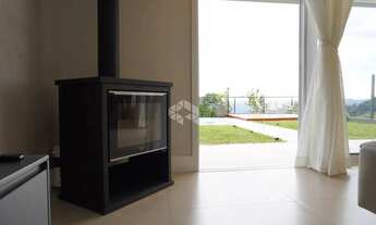 Imagem 6: Casa Mobiliada com 2 Suítes, piscina com SPA aquecida e linda vista para o Vale