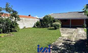 Imagem: Casa com espaço de terreno em Shangrila