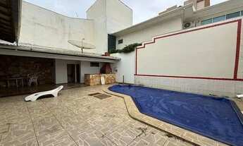 Imagem 2: Imóvel para aluguel com 200 metros quadrados com 4 quartos