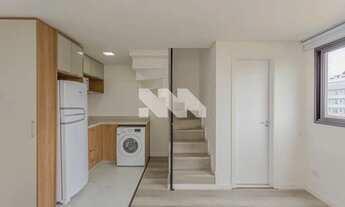 Imagem 3: Duplex mobiliado próximo à UniCuritiba