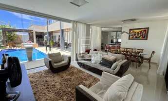 Imagem 4: Belíssima casa de 320m² e linda área gourmet com ofurô e piscina - Condomínio Altavistta