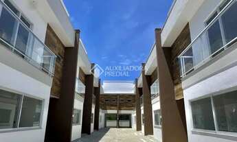 Imagem 3: Residência com Conforto e Praticidade em Nova Palhoça - Villa Toscana