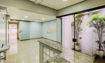 Imagem: Prédio Comercial no Bairro Jardim do Mar