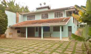 Imagem 3: Refúgio à Beira da Represa para Locação