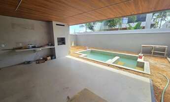 Imagem 7: Casa duplex, 4 suites, poço, placas de energia solar, piscina