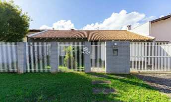 Imagem: Casa à venda com 4 quartos no Ahú em Curitiba