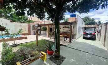 Imagem 3: Casa com três quartos, piscina, terreno amplo em Vila Velha