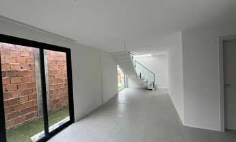 Imagem 5: Casa Duplex para Venda em Camaçari, Catu de Abrantes (Abrantes), 4 dormitórios, 3 suítes