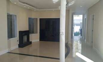 Imagem 3: Oportunidade - Casa Sobrado - Loteamento Villa Branca - 4 Dormitórios - 232,25m² - Estuda