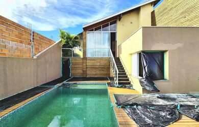 Imagem 2: Casa sobrado de 257m² com 04 suítes para locação em condomínio - Alphaville Ribeirão Preto