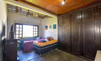 Imagem 2: Casa para venda tem 145 metros quadrados com 3 quartos em Pilarzinho - Curitiba - PR