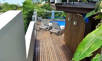 Imagem 6: Casa para aluguel tem 200 metros quadrados com 6 quartos em Zimbros - Bombinhas - SC