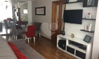 Imagem: Apartamento com 2 dormitórios com armários