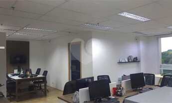 Imagem 7: Sala Comercial Reformada / Mobiliada a 150 metros do metrô TIÊTE