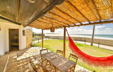 Imagem 4: Casa na praia da caponga frente para o mar