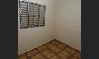 Imagem 2: Alugo casa em suburbano Itapevi 3 cômodos $800,00