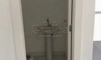 Imagem 6: Sala comercial com 51,48mq privativos, vaga de garagem e elevador no Bairro Flo