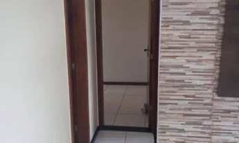 Imagem 4: Compreemore,2/4,1 andar,1 vão de escada, frente de rua,saboeiro( final de linha,financia