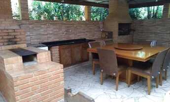 Imagem 3: Chácara em Cotia com piscina aquecida para locação por temporada