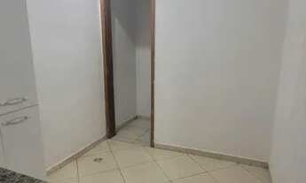 Imagem 4: Alugo quarto com entrada independente por R$ 400,00 reais