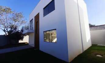 Imagem 3: Sobrado para Venda em Pinhais, Maria Antonieta, 3 dormitórios, 1 suíte, 2 banheiros, 4 vag