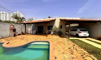 Imagem: Casa contra esquina 420m² ao lado Av. Independência