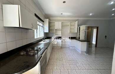 Imagem 4: Casa com 3 dormitórios, 250 m² - venda por R$ 850.000,00 ou aluguel por R$ 4.702,00/mês