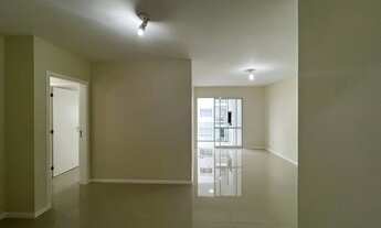 Imagem 2: Aluguel Apartamento com 3 dormitórios