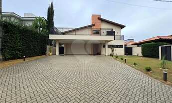 Imagem: Casa à venda com 2 quartos, sendo 2 suítes