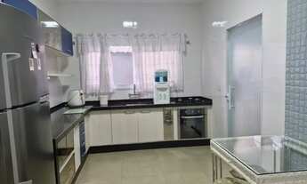 Imagem 7: Casa com 3 dormitórios sendo 1 suíte, todos com armários - Condomínio Fechado Buona Vitta