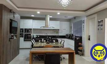 Imagem: Casa 6 quartos (3 suites) em Condomínio