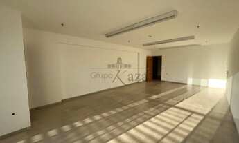 Imagem 4: Oportunidade - Sala Comercial - 811 Executive Offices - Jardim São Dimas - 52m²