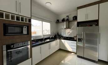 Imagem 7: Casa à venda em Indaiatuba, Residencial Beira da Mata, com 3 suítes, com 210 m²